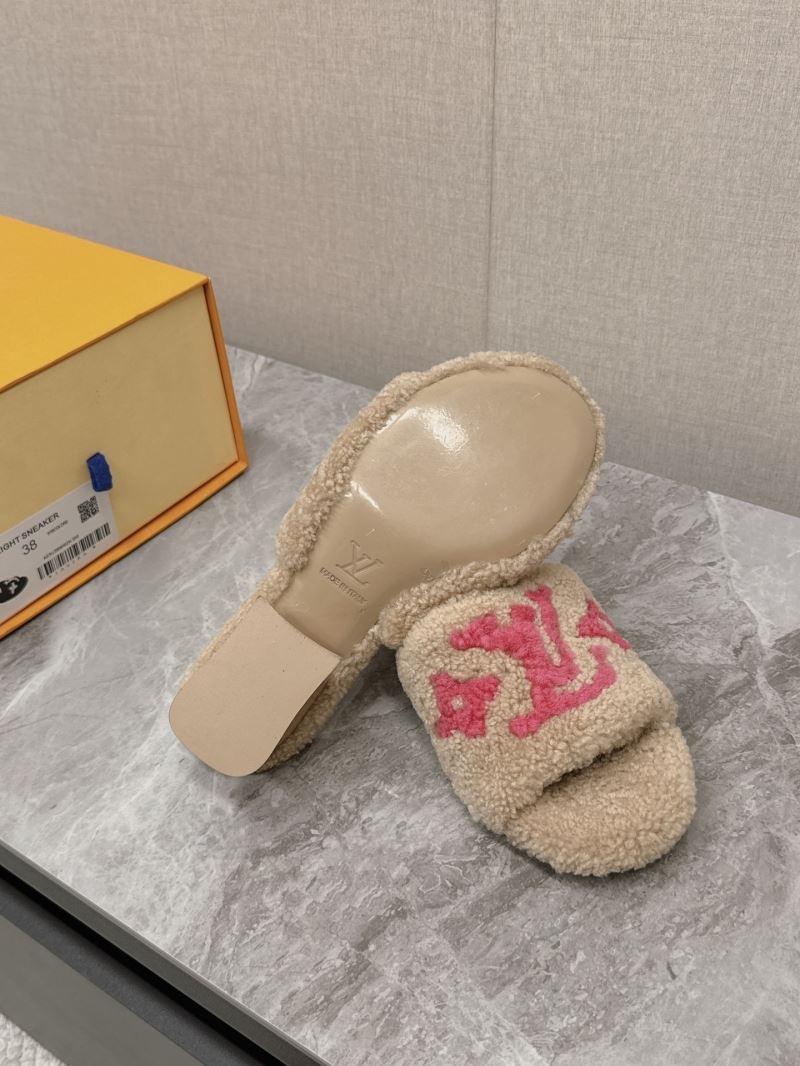 Louis Vuitton Slippers